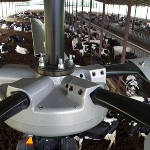 Industrial Fan vs. Regular Fan: Which One Blows Away the Competition?